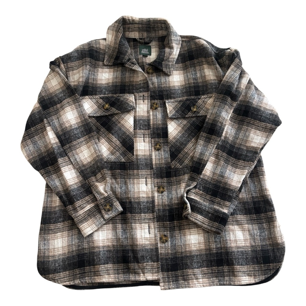 Target Wild Fable Black and Tan Button Shacket size Large